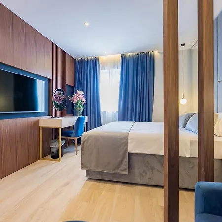 Πανσιόν Caldo Luxury