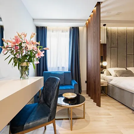 Πανσιόν Caldo Luxury